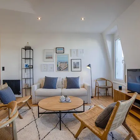Апартаменты La Suzanne - Two Bedrooms -